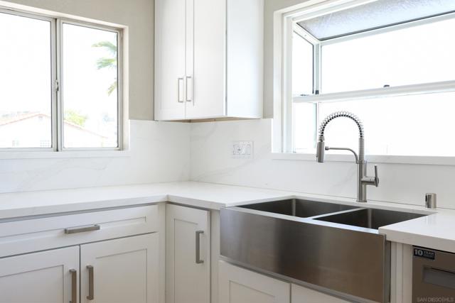 1412 San Miguel Ave, Spring Valley CA: https://media.crmls.org/mediaz/d310ceea-f3c7-4cda-ba5e-1c86a0682481.jpg
