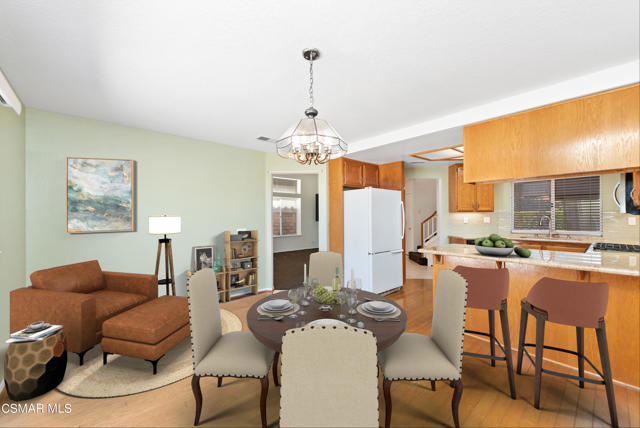 Breakfast Nook/Family Room