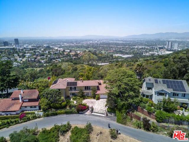 3595 Wonder View Drive, Los Angeles, California 90068, 5 Bedrooms Bedrooms, ,5 BathroomsBathrooms,Single Family Residence,For Sale,Wonder View,24391313