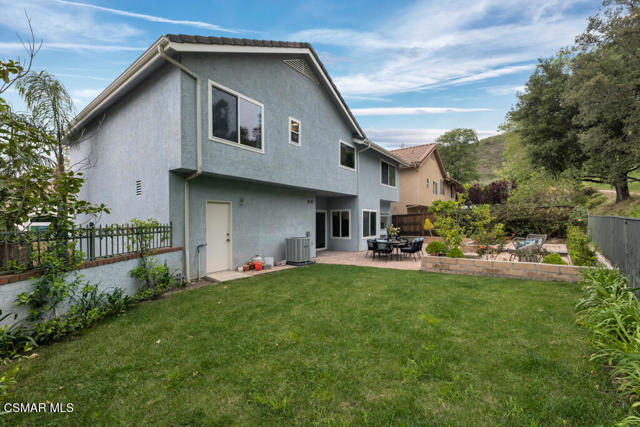 5092 Benedict Court, Oak Park CA: https://media.crmls.org/mediaz/d3119b9e-2475-454c-b147-3a7b975ebea2.jpg