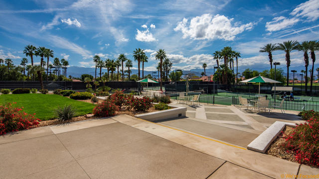 105 Brandigo Circle, Palm Desert, CA 92211