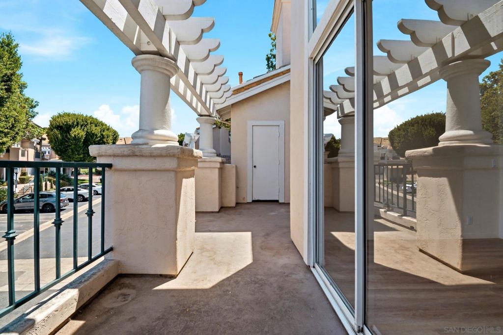 7225 Calabria Ct - photo 8