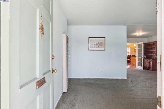 37709 Arlene Court, Fremont CA: https://media.crmls.org/mediaz/d31269d3-03bf-4339-ab7d-66601999454b.jpg