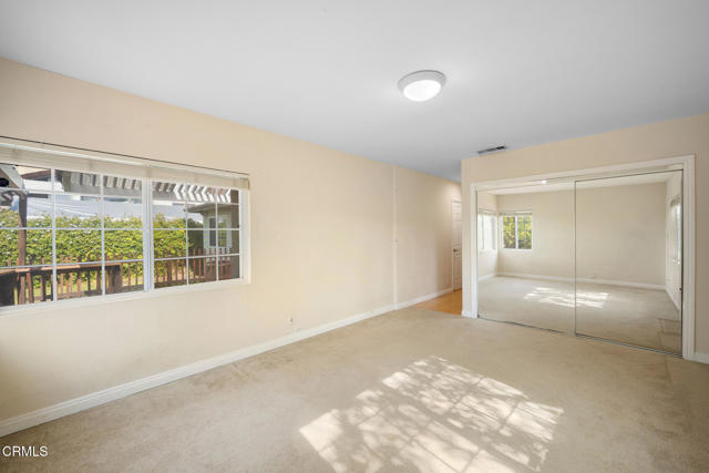 4917 Angeles Crest Highway, La Canada Flintridge CA: https://media.crmls.org/mediaz/d31354c5-3090-4de2-a7ff-baa1ef538887.jpg