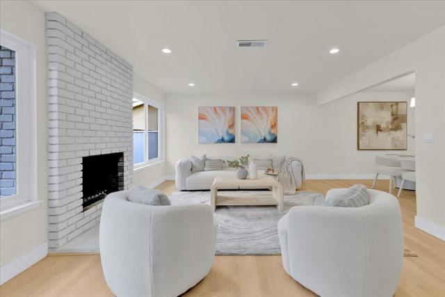 2828 Monte Cresta Way, San Jose CA: https://media.crmls.org/mediaz/d313fa5e-07ce-4f0b-8d57-a307a6edce31.jpg