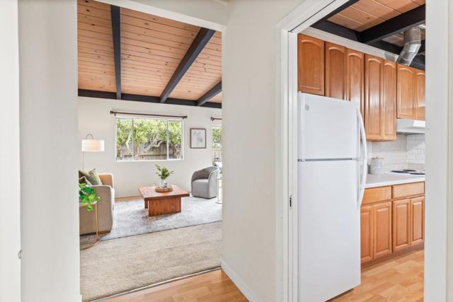 835 Mosswood Lane, Millbrae CA: https://media.crmls.org/mediaz/d3142145-e152-41c4-af49-c8f321c299c5.jpg