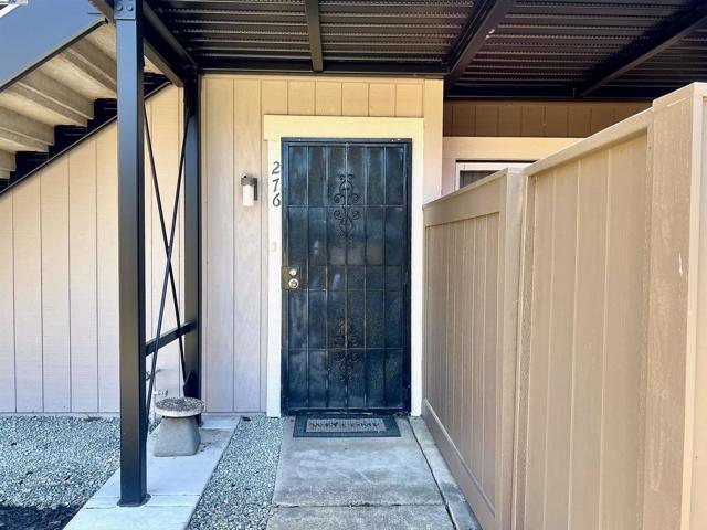 276 Galano Plz, Union City CA: https://media.crmls.org/mediaz/d316e41f-c773-4683-ad21-010b5b754287.jpg