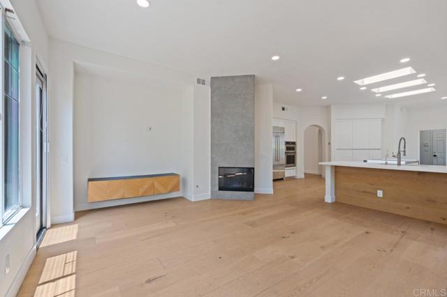 Detail Gallery Image 26 of 75 For 2327 Falkirk Row, La Jolla,  CA 92037 - 3 Beds | 3/1 Baths