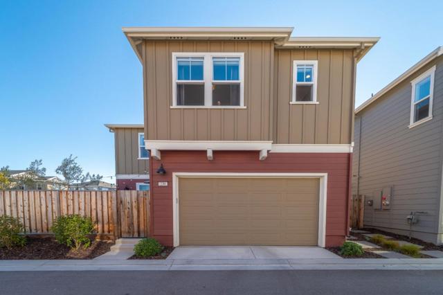 239 Bungalow Court, Marina CA: https://media.crmls.org/mediaz/d31a1e19-fb58-493b-bdd3-dbd61daccb46.jpg