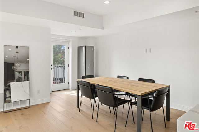 7365 Waring Avenue, Los Angeles CA: https://media.crmls.org/mediaz/d31a5220-cd41-4c6d-8acf-8be6cb764c8d.jpg