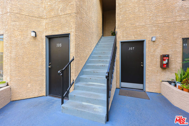 Image 14 of 24 For 1818 Vassar Street