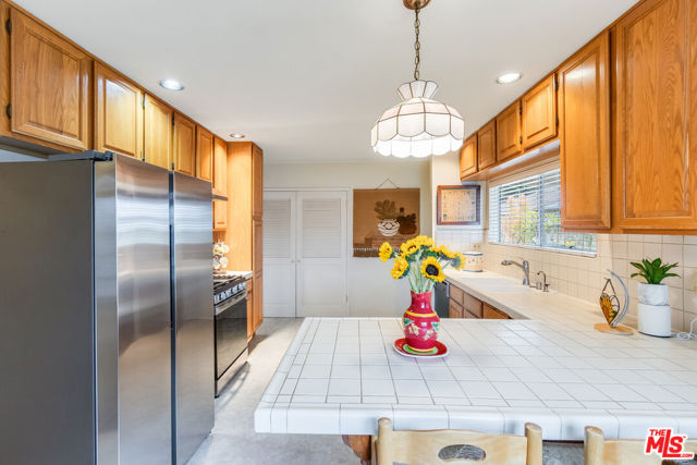 11021 Braddock Drive photo 8