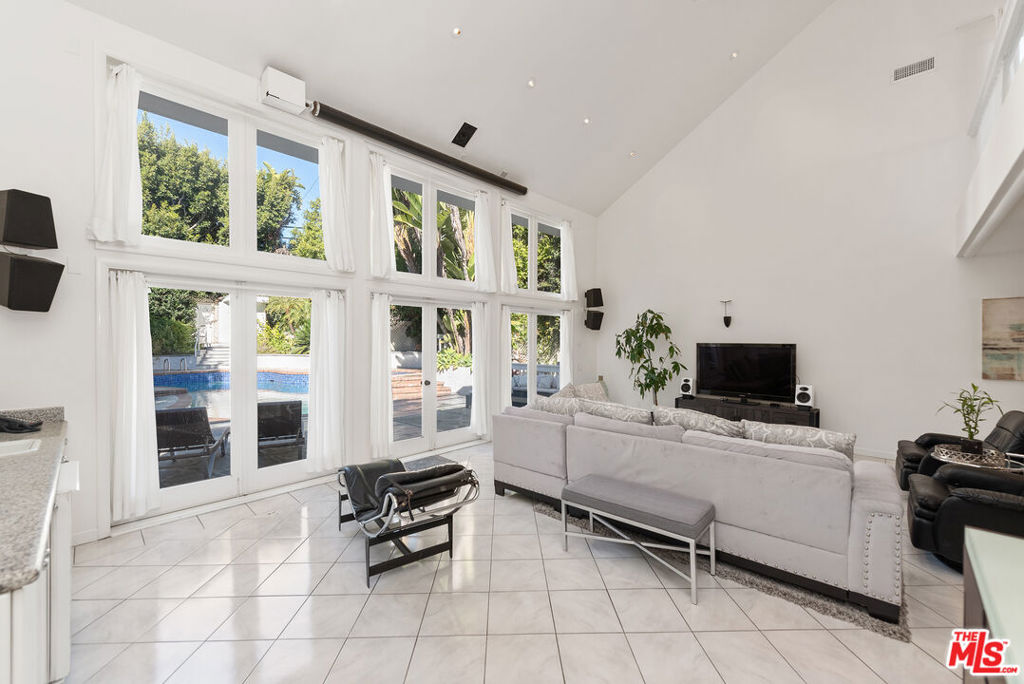 MLS #25620899 image #16