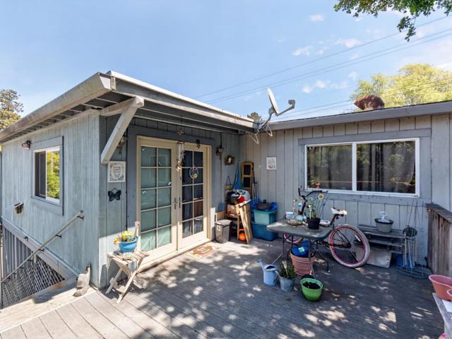 2545 Mar Vista Drive, Aptos CA: https://media.crmls.org/mediaz/d31e3212-4ef7-4276-8ecb-318ae1649425.jpg