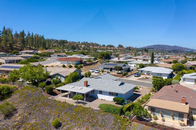 16421 Ramada Dr, San Diego CA: https://media.crmls.org/mediaz/d31f1321-1a4e-4de2-9d46-8fcba163ec2e.jpg