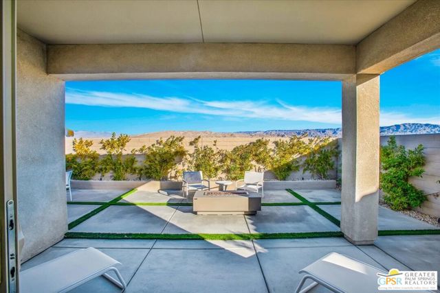 24 Zinfandel, Rancho Mirage CA: https://media.crmls.org/mediaz/d3248e7a-b1da-405a-9713-592f4be33cc4.jpg