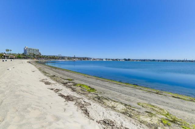Image 30 of 42 For 803 Vanitie Ct