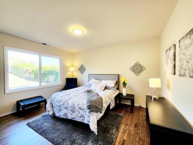 218 Forest View Drive, South San Francisco CA: https://media.crmls.org/mediaz/d3256003-1210-43a2-8da0-24005e300a3e.jpg