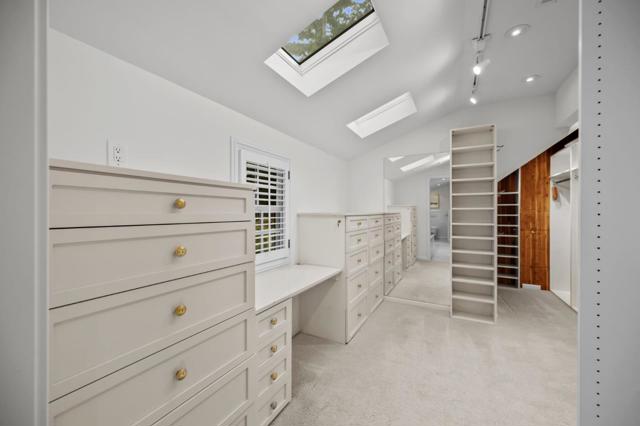37 Lupin Lane, Atherton CA: https://media.crmls.org/mediaz/d32603e2-eeeb-4b89-b2d2-727b97b5a395.jpg