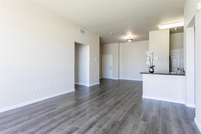 1060 3rd Street, San Jose CA: https://media.crmls.org/mediaz/d3266595-4e35-4bf2-9469-3f701fb726ea.jpg