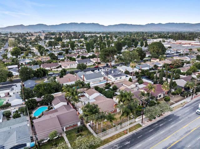16117 Nordhoff St, North Hills CA: https://media.crmls.org/mediaz/d327a41a-306a-41f7-9243-270b0bd29bcb.jpg