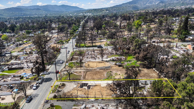 369 E Altadena Dr, Altadena CA: https://media.crmls.org/mediaz/d327f0ea-d00b-41d2-92f0-36938624e1a1.jpg