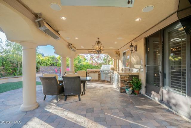 483 Via Merla, Newbury Park CA: https://media.crmls.org/mediaz/d32851d4-ecfd-4075-b968-3acd777815f0.jpg