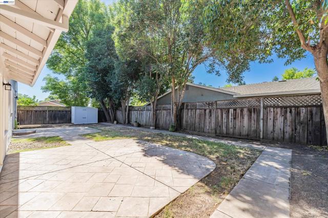 Image 27 of 36 For 6735 Stephan Ct