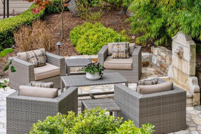 24587 Castro Lane, Carmel CA: https://media.crmls.org/mediaz/d32954bc-414b-4c25-84f7-972b11618322.jpg
