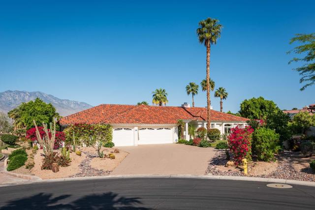 35010 Vista Del Ladero, Rancho Mirage CA: https://media.crmls.org/mediaz/d329fd41-f11f-415b-8c1c-9f6eaaa670b5.jpg