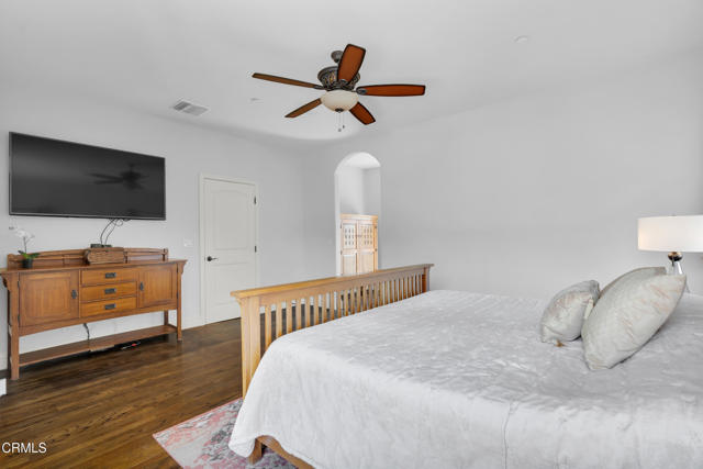 171 N Sunset Place, Monrovia CA: https://media.crmls.org/mediaz/d32a070e-9c19-4f5f-af4e-bb546e4ba383.jpg