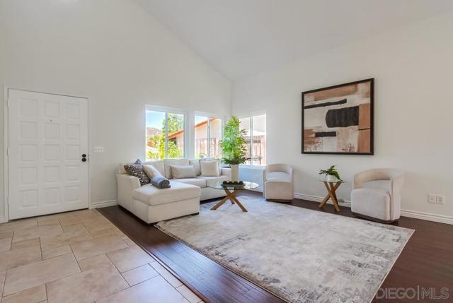 12709 Treeridge Ter, Poway CA: https://media.crmls.org/mediaz/d32a5364-6d76-4d41-8d75-e511f1316192.jpg