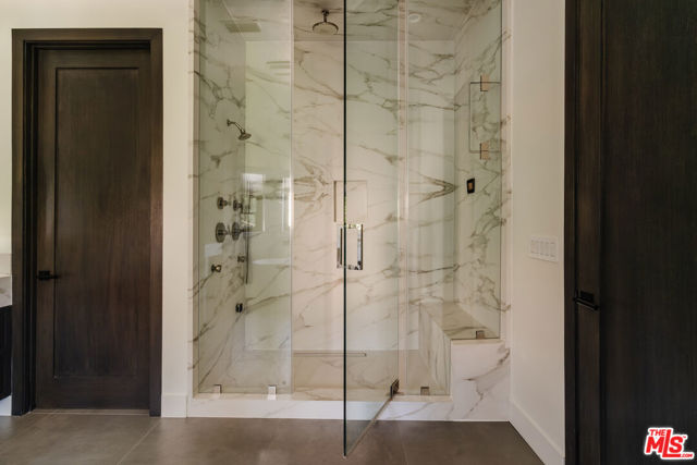 4656 Saloma Avenue, Sherman Oaks CA: https://media.crmls.org/mediaz/d32a7dcf-b9d8-43ca-994e-717e32d2486d.jpg