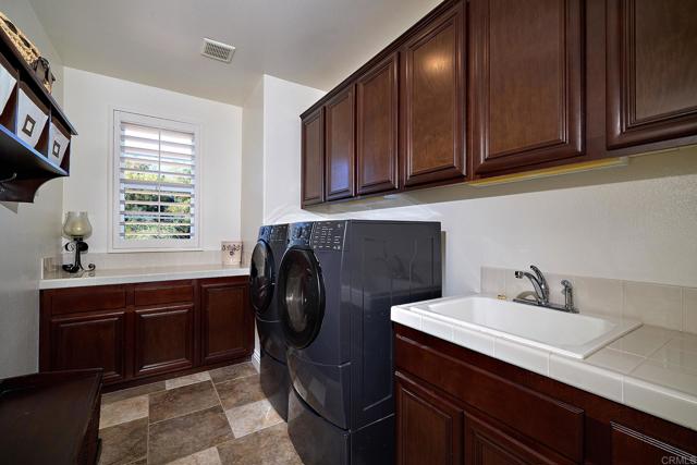 Detail Gallery Image 40 of 50 For 5617 Hidden Grove Way, Bonsall,  CA 92003 - 4 Beds | 3/1 Baths