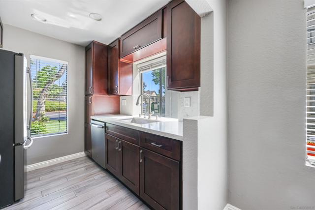 Image 3 of 24 For 8393 Capricorn  91