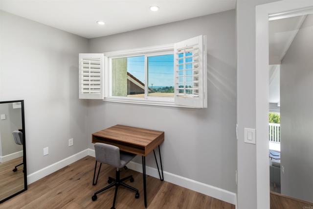 Detail Gallery Image 17 of 38 For 811 Highland Dr, Solana Beach,  CA 92075 - 3 Beds | 2/1 Baths