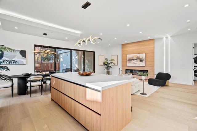 Image 12 of 69 For 700 Farley Street