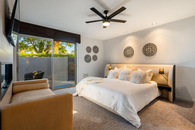 108 Waterford Circle, Rancho Mirage CA: https://media.crmls.org/mediaz/d32ceed6-5ea1-4c45-9fb6-adee3651807d.jpg