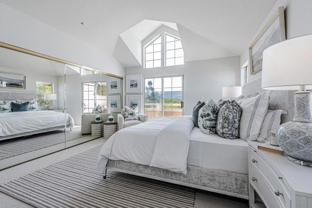 366 Treasure Island Drive, Belmont CA: https://media.crmls.org/mediaz/d32d060b-6e25-45a8-85ae-4dd641f920d4.jpg