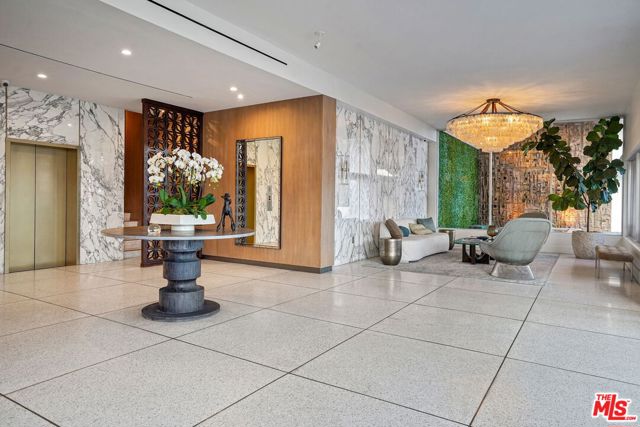 8787 Shoreham Drive, West Hollywood CA: https://media.crmls.org/mediaz/d32d9e05-9a28-4f91-b19b-527cf88ee0fd.jpg