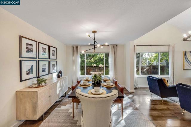 2342 Brantford Court, Walnut Creek CA: https://media.crmls.org/mediaz/d32f2d69-48f2-4552-a35c-9f824f8e5223.jpg