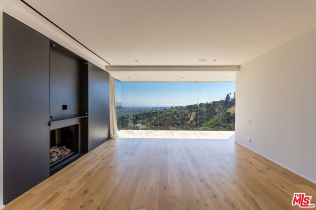 1853 Sunset Plaza Drive, Los Angeles CA: https://media.crmls.org/mediaz/d32f575b-5041-4d92-97be-993da0e1d092.jpg