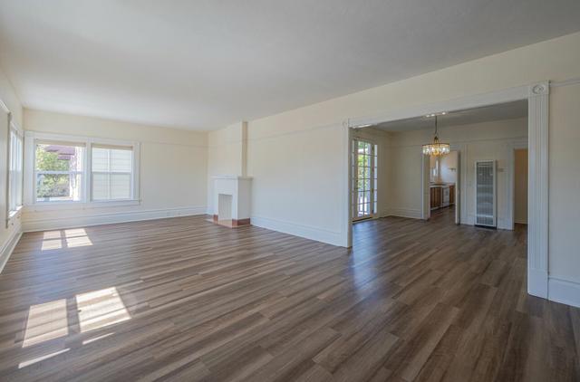 206 Cypress Avenue, Pacific Grove CA: https://media.crmls.org/mediaz/d330134a-7a8c-4bca-b0e4-d57f664bffe9.jpg