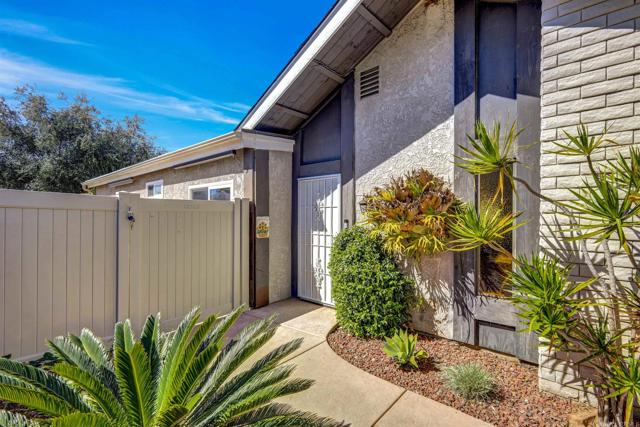 Detail Gallery Image 3 of 28 For 1733 Schooner Way, Carlsbad,  CA 92008 - 3 Beds | 2 Baths