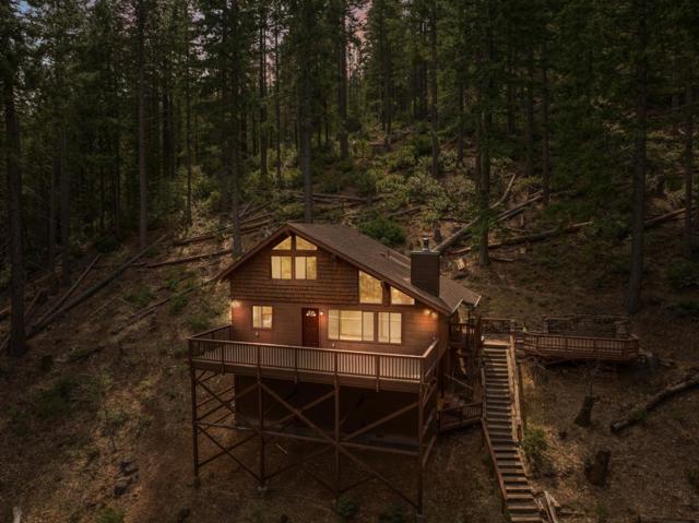 2120 Pack Trail, Mount Shasta CA: https://media.crmls.org/mediaz/d3308022-4ab5-4dfc-ba27-b5ba3232c3da.jpg