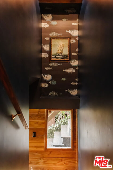 6894 Pacific View Drive, Los Angeles CA: https://media.crmls.org/mediaz/d331c0d7-713a-42db-acc3-4f7d9bcf8948.jpg