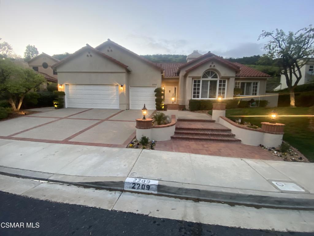 2209 Kirsten Lee Drive