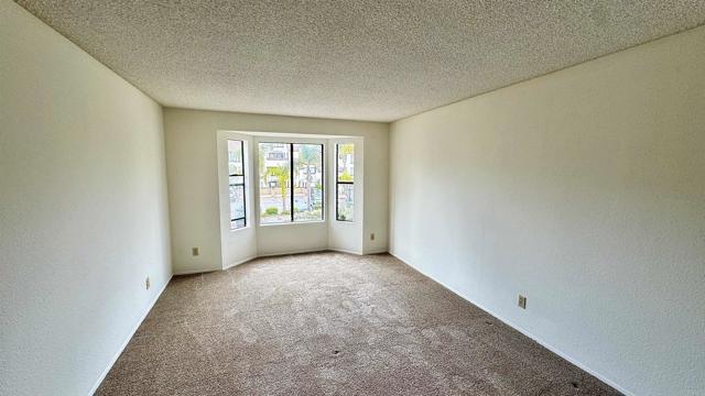 376 Center Street, Chula Vista CA: https://media.crmls.org/mediaz/d3339c9f-3531-489f-9dd4-5c857d8e8fb8.jpg