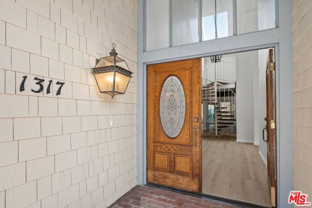 Drew Fenton | 1317 Avenida De Cortez Pacific Palisades CA | MLS: 7117370