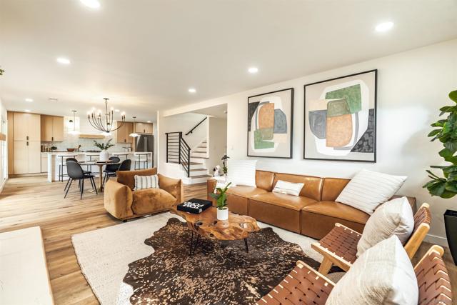 3624 Governor Dr, San Diego CA: https://media.crmls.org/mediaz/d334da7f-b5c8-41f5-854d-cb4407119b8d.jpg